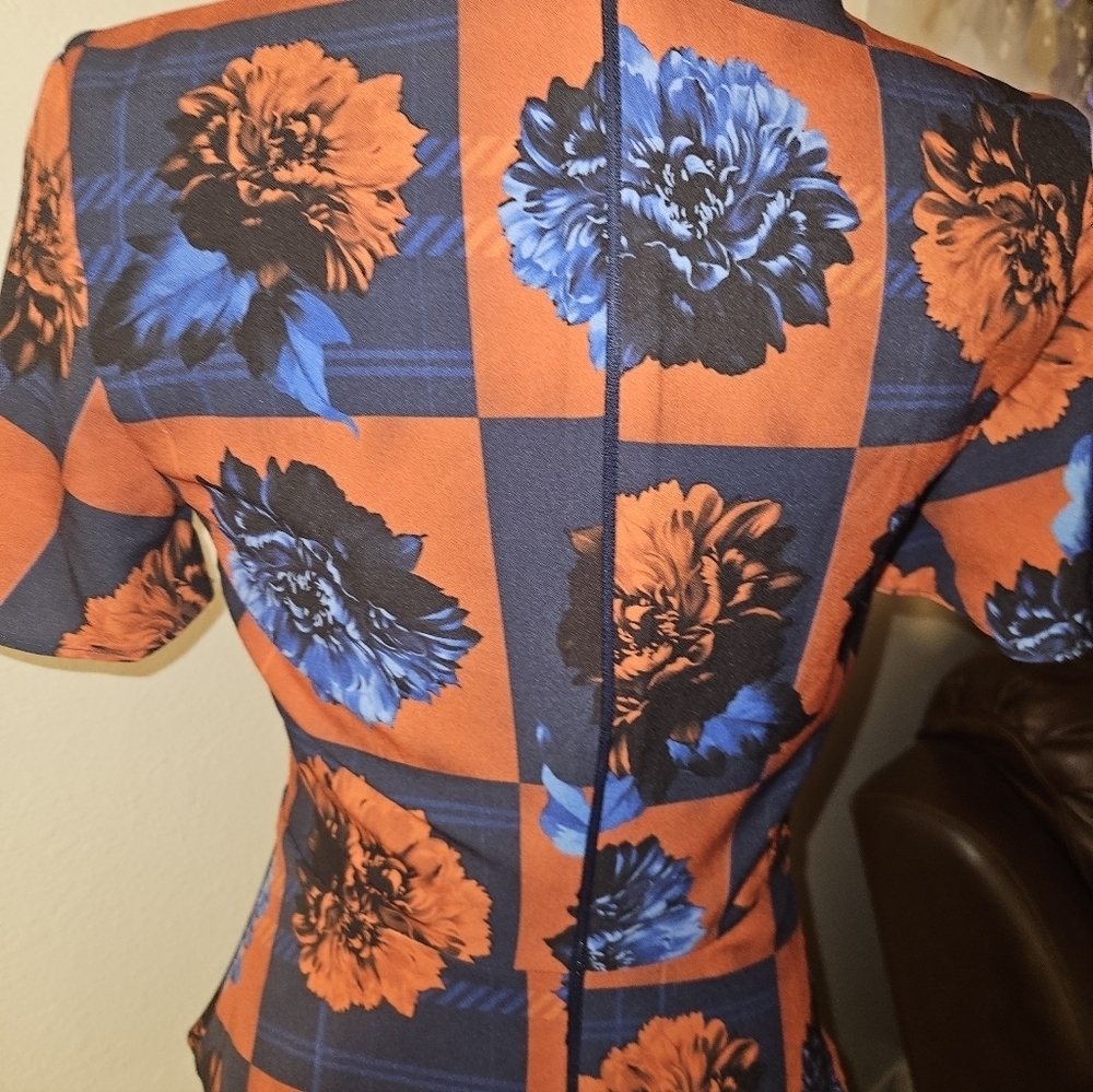 Charry Collection Womans Red And Blue Blouse - Picture 7 of 10